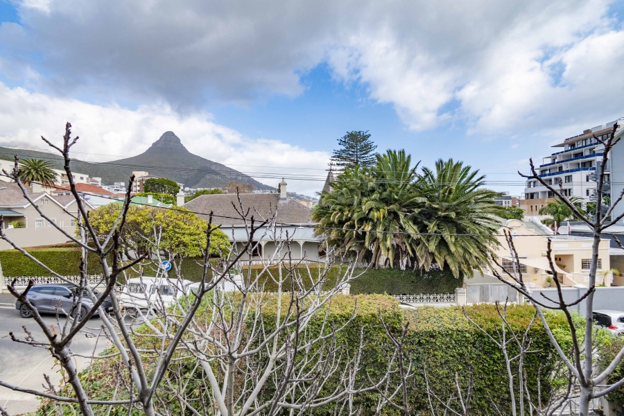 3 Bedroom Property for Sale in Sea Point Western Cape